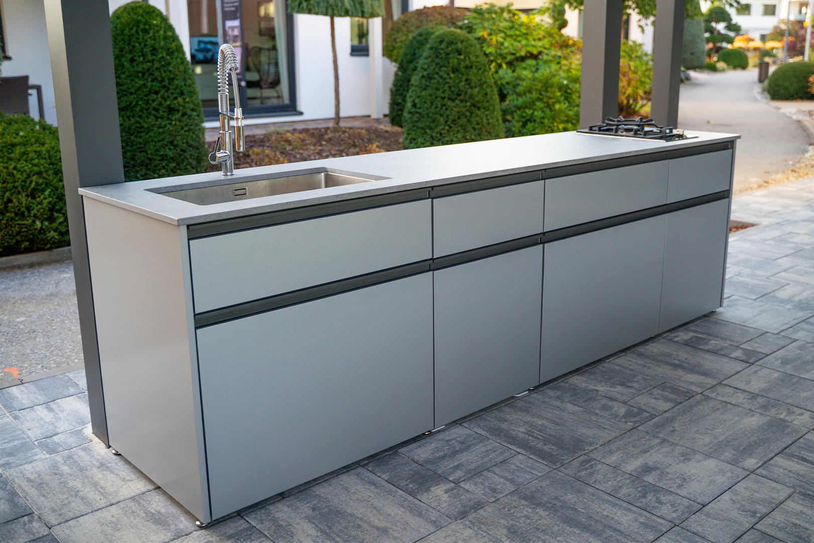 Graz Showroom horizontal 1