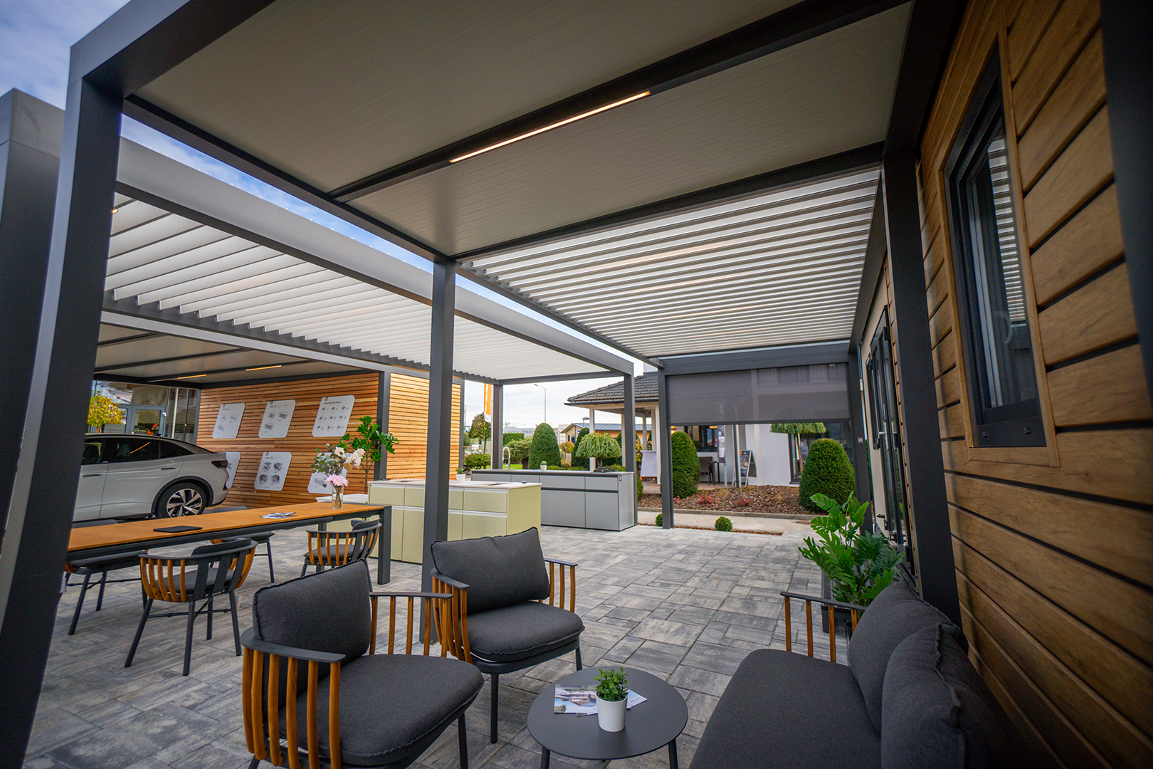 Graz Showroom horizontal 47